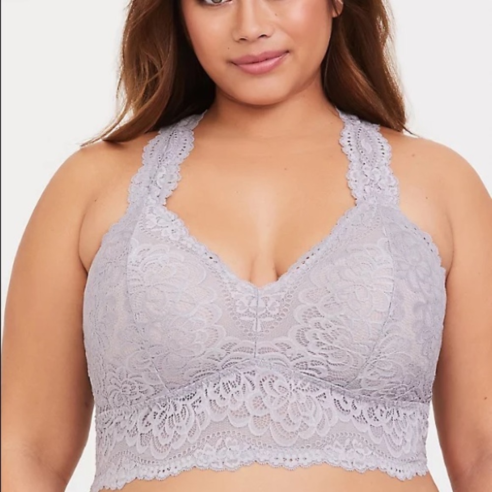 Cute lace crop